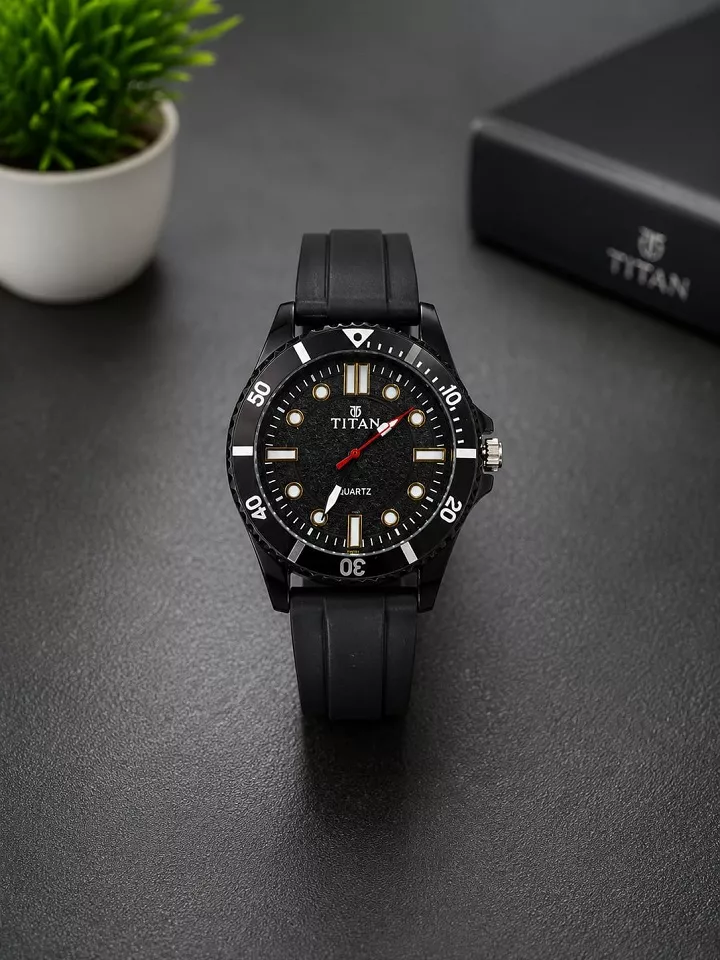 Titean Shadow Pro Watch